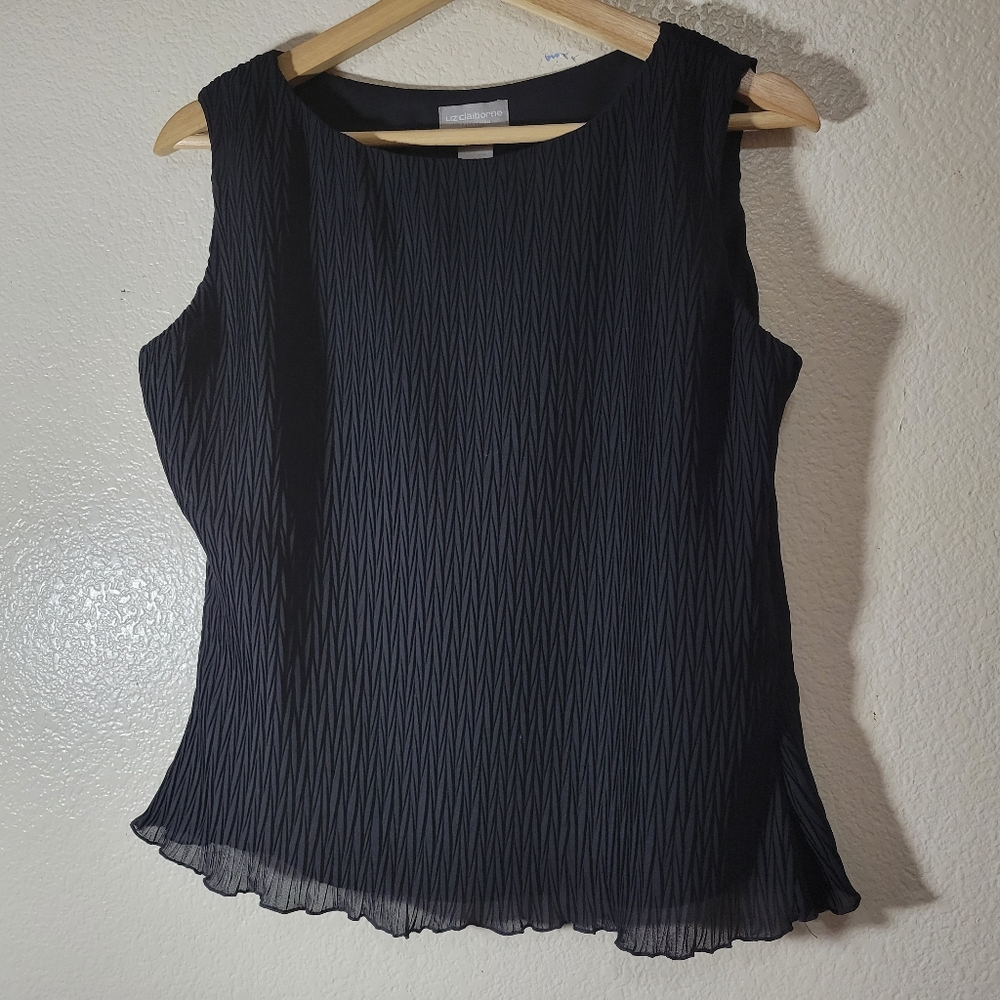 Liz Claborne sleeveless  Top